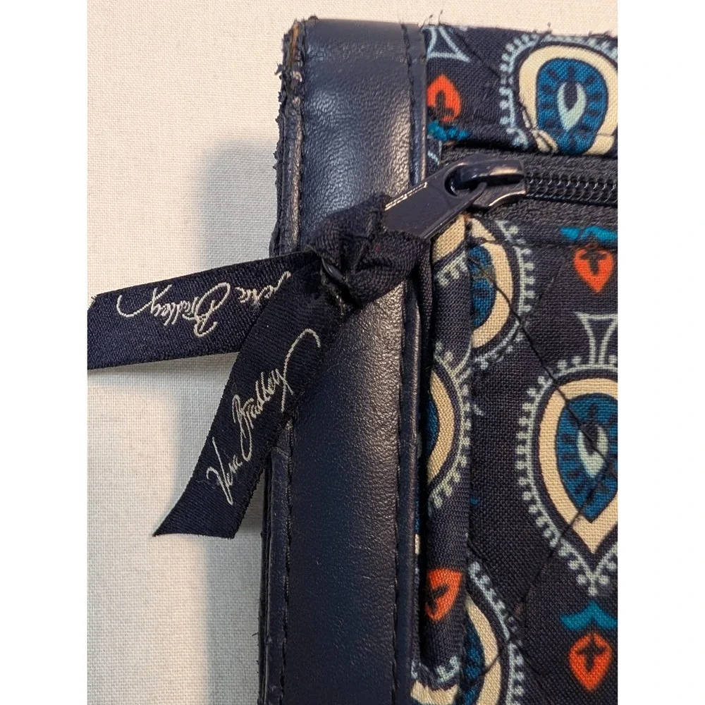 Vera Bradley Women Trifold Wallet OS Navy Blue Paisley Quilted
